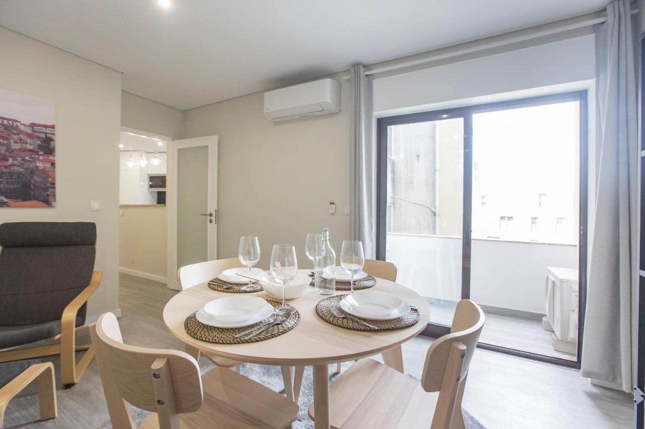 2Br Flat W/ Ac & Great Views By Lovelystay Віла-Нова-де-Гая Екстер'єр фото