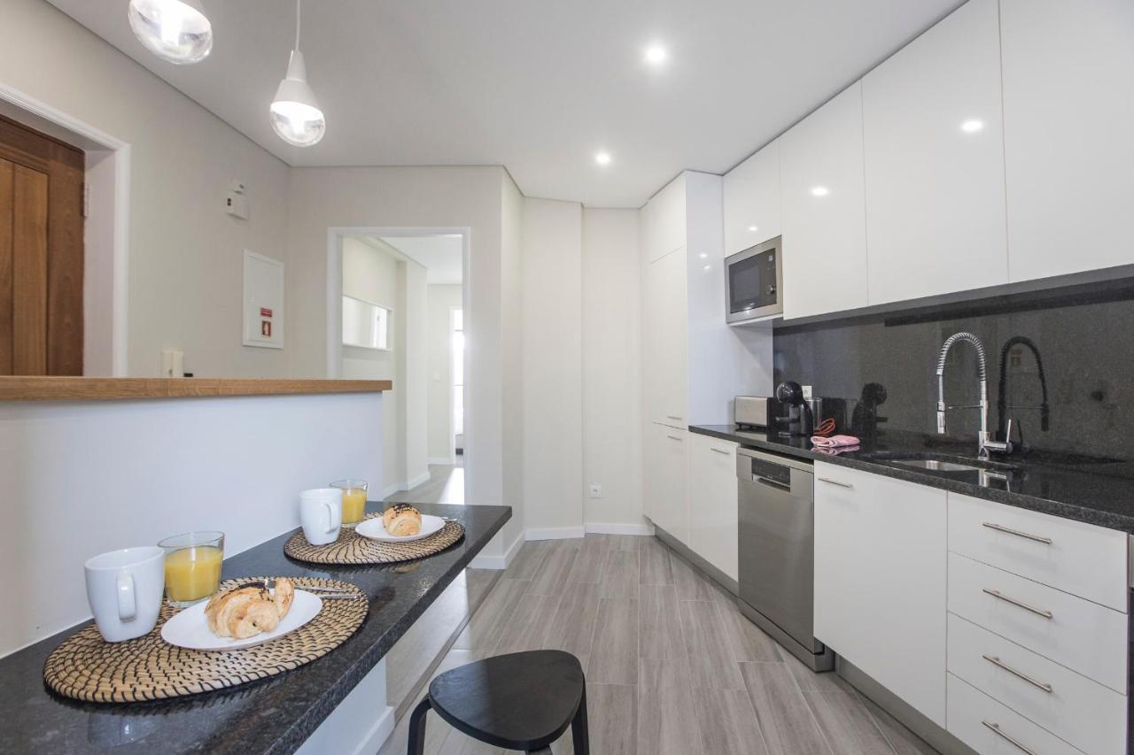 2Br Flat W/ Ac & Great Views By Lovelystay Віла-Нова-де-Гая Екстер'єр фото